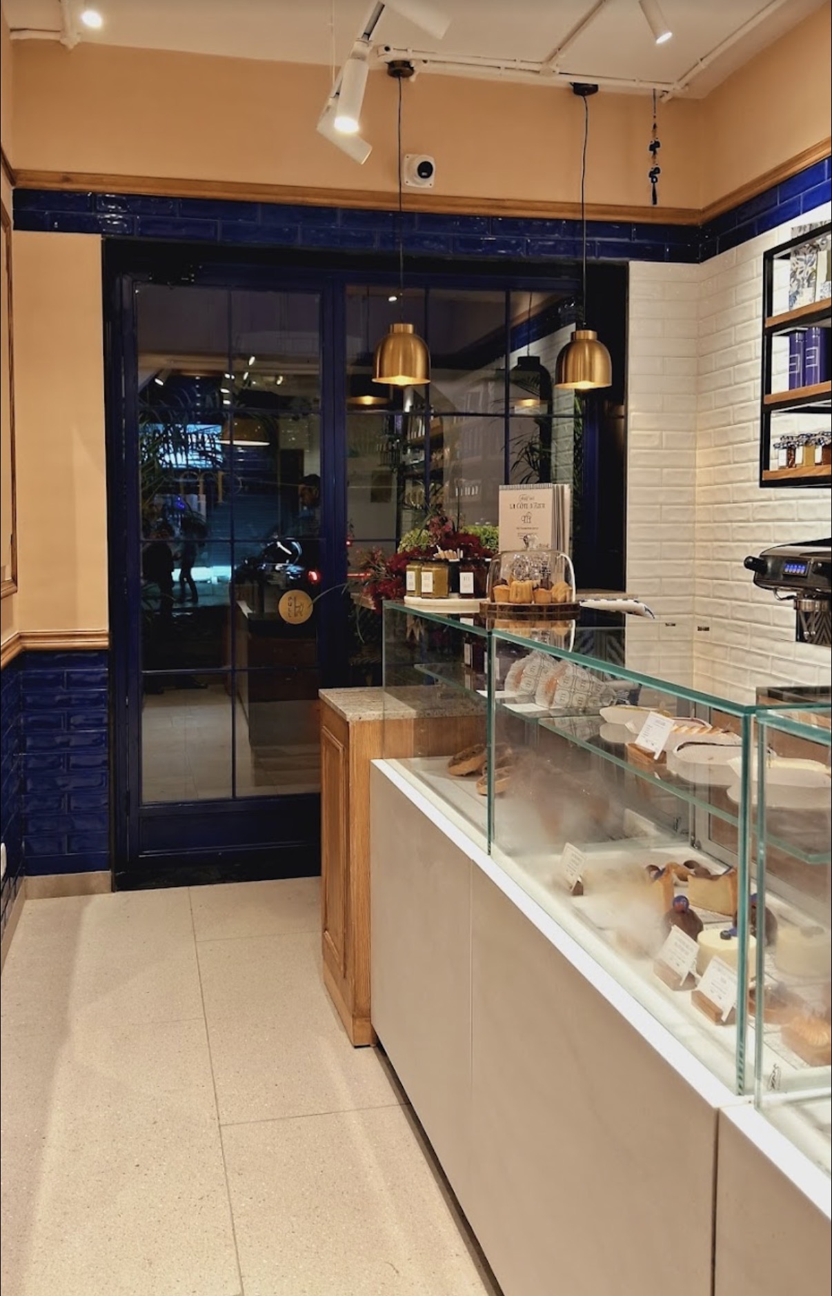 Monique khan market interior